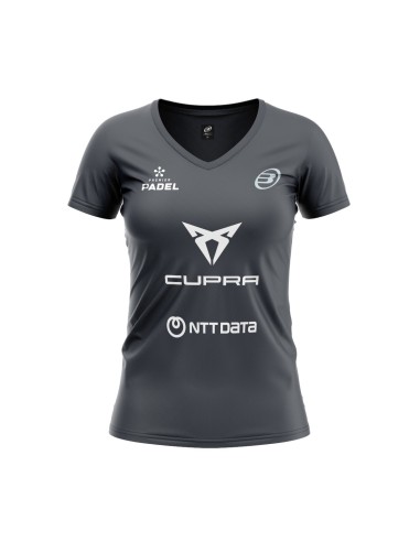 Camiseta Bullpadel Larda Tour Final Delfi Brea Mujer | Ropa de páde...